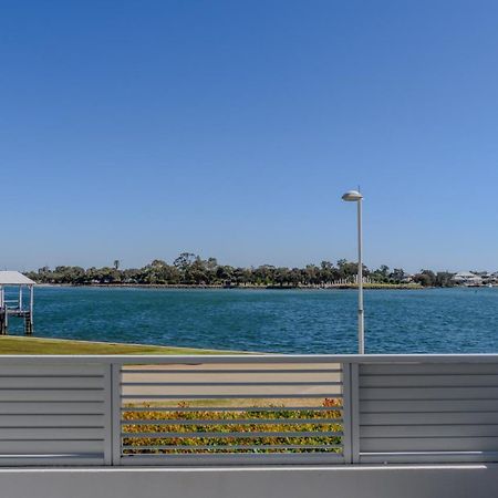 Апартаменти Seapoint 102 Мандура Екстер'єр фото